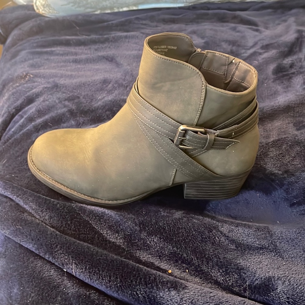 Torrid booties size 10